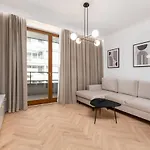 Apartmán Aleja Solidarnosci 60b