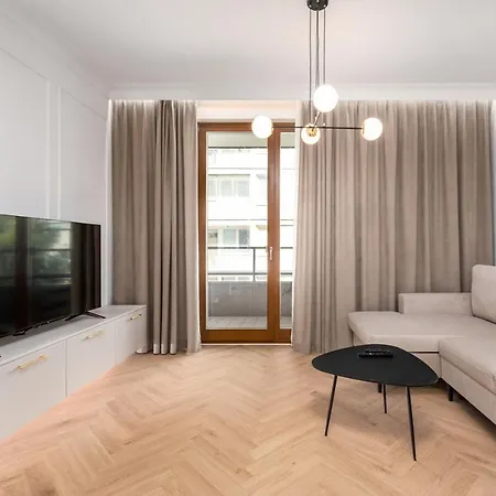 Aleja Solidarnosci 60b Appartement *