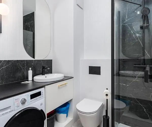 Aleja Solidarnosci 60b Apartment *